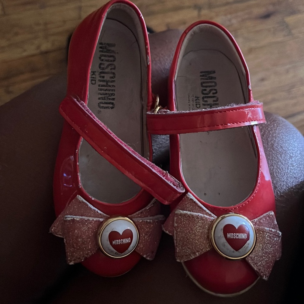 Moschino kids shoes